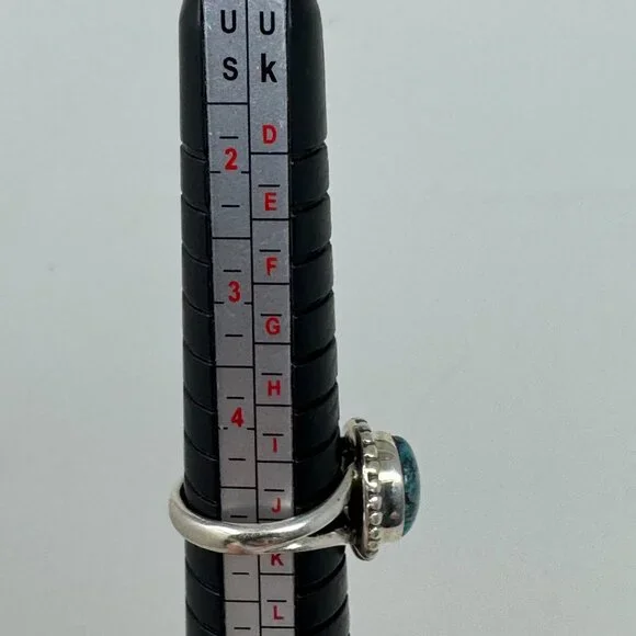 Sterling Silver Ring Turquoise Oval Stone - Picture 6 of 6